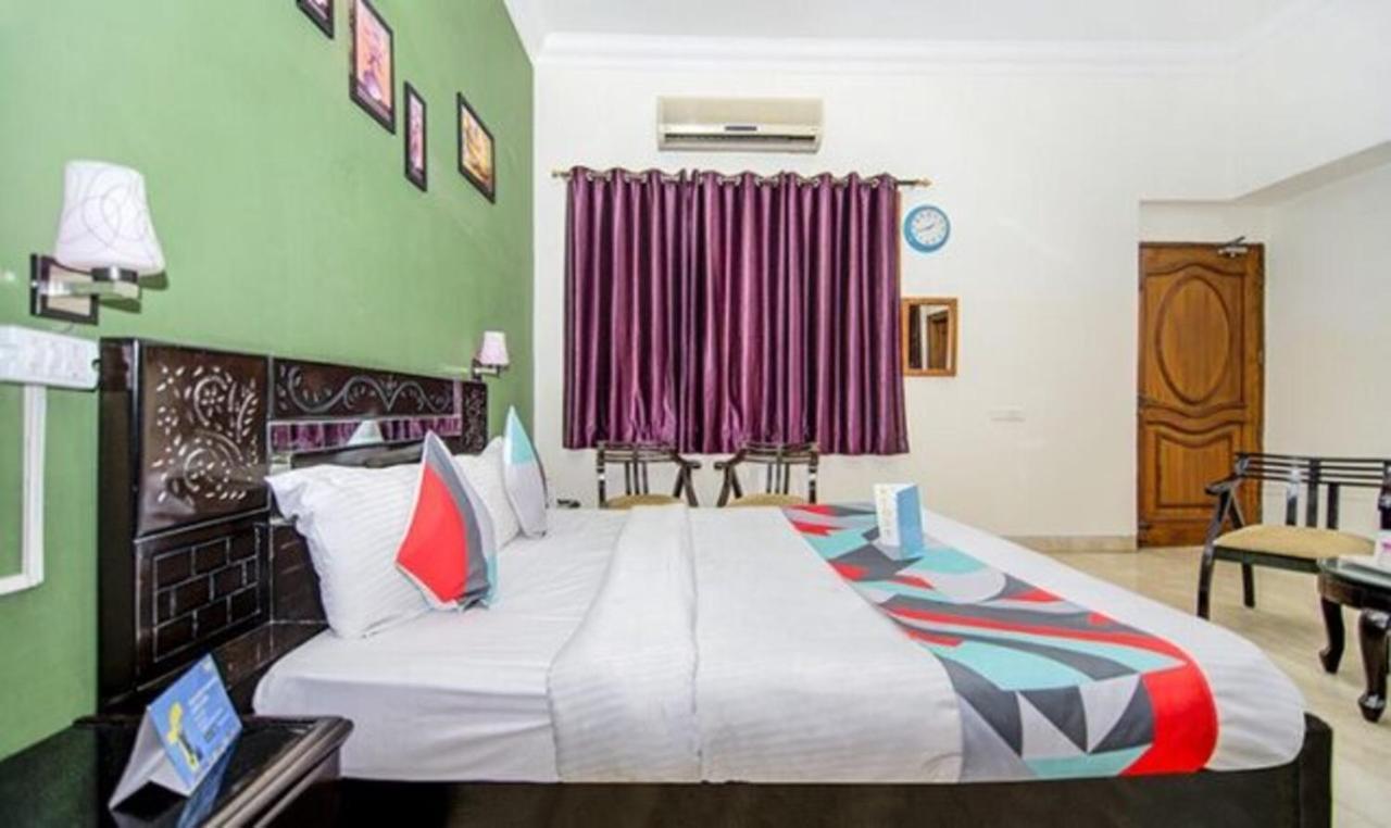 Fabexpress Ashray Hotel Noida Bagian luar foto