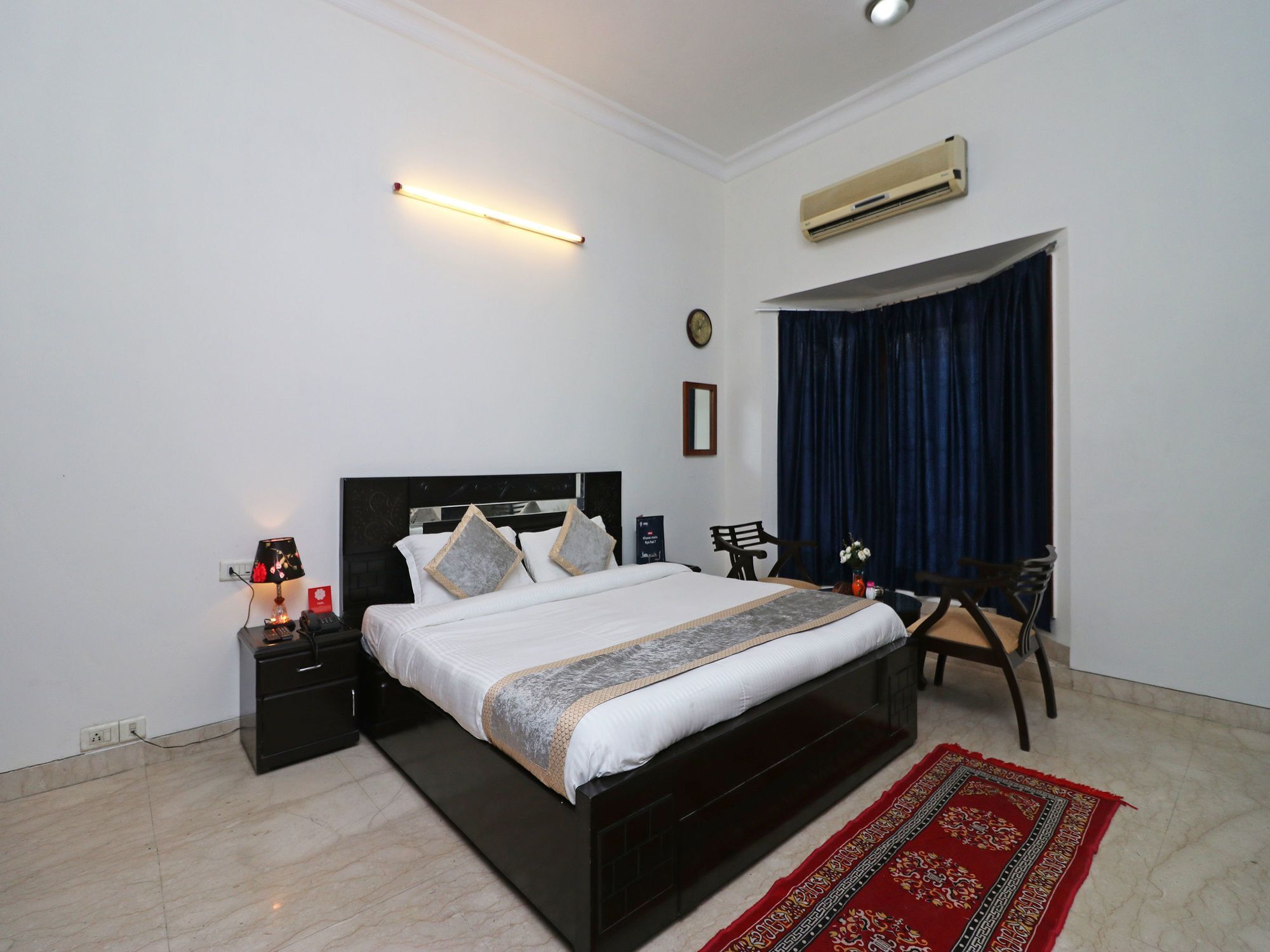 Fabexpress Ashray Hotel Noida Bagian luar foto