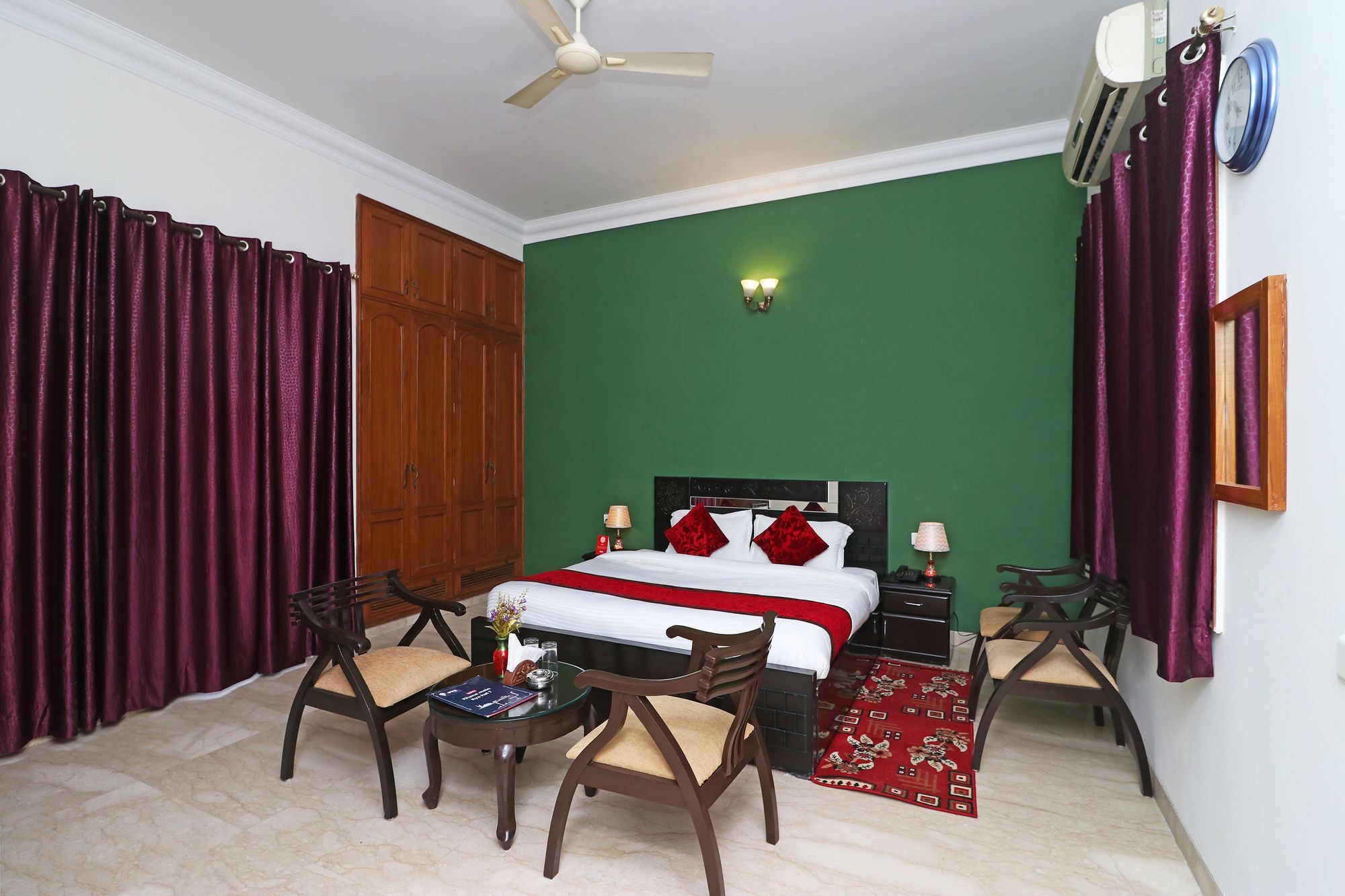 Fabexpress Ashray Hotel Noida Bagian luar foto